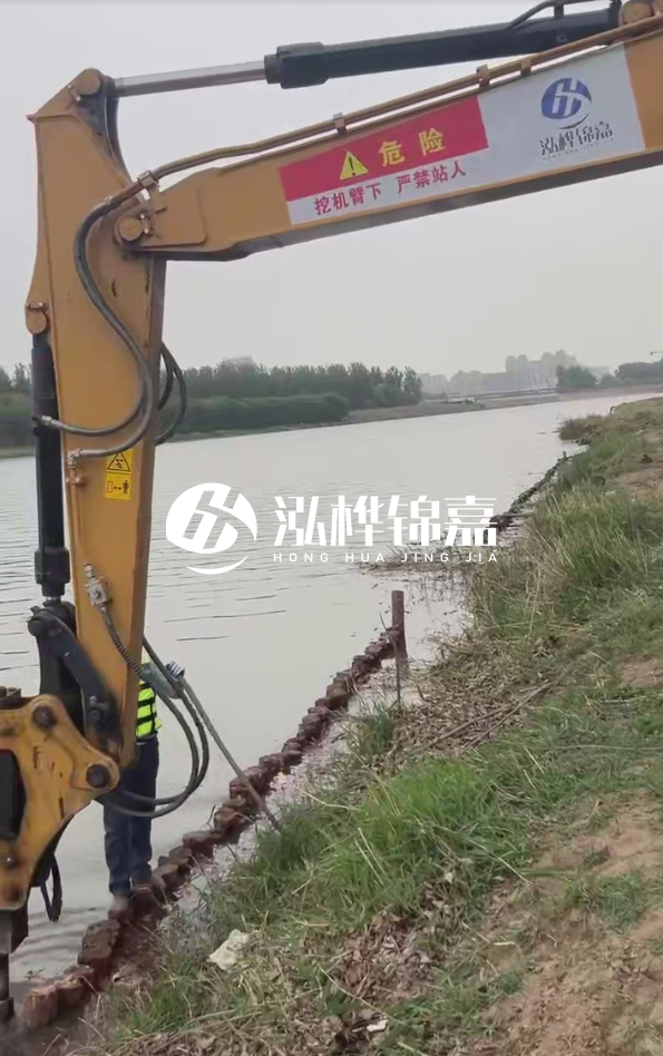 防汛木樁為什么要選擇松木？防汛木樁一根的價格是多少？