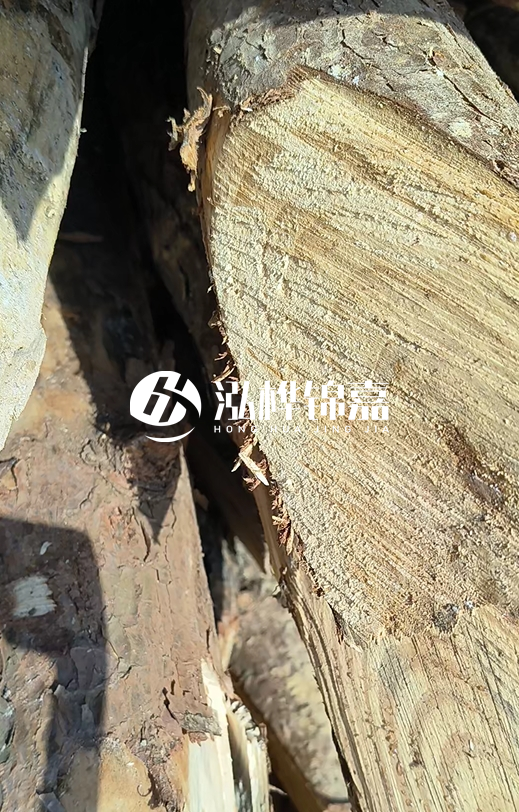 湖南松木樁源頭廠家泓樺錦嘉-5米松木樁比水泥樁便宜多少?